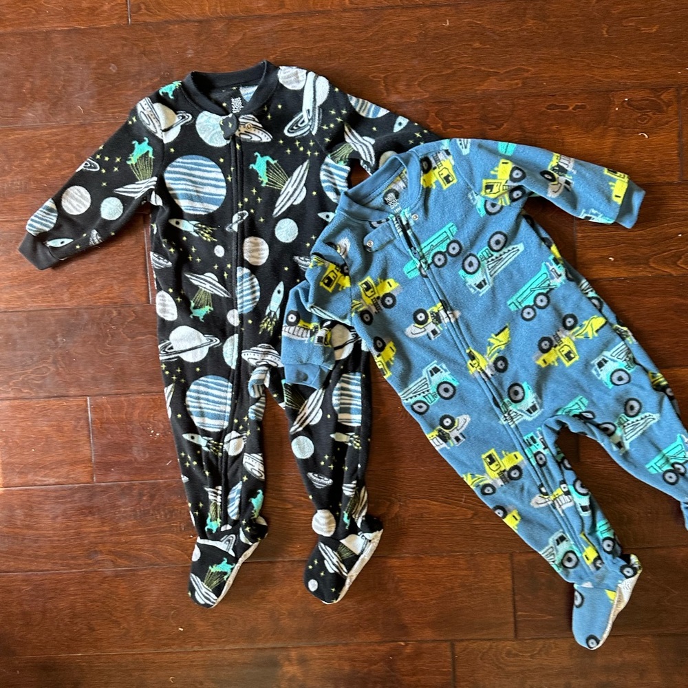 Long sleeve foot bodysuites 18m 18 month onesies